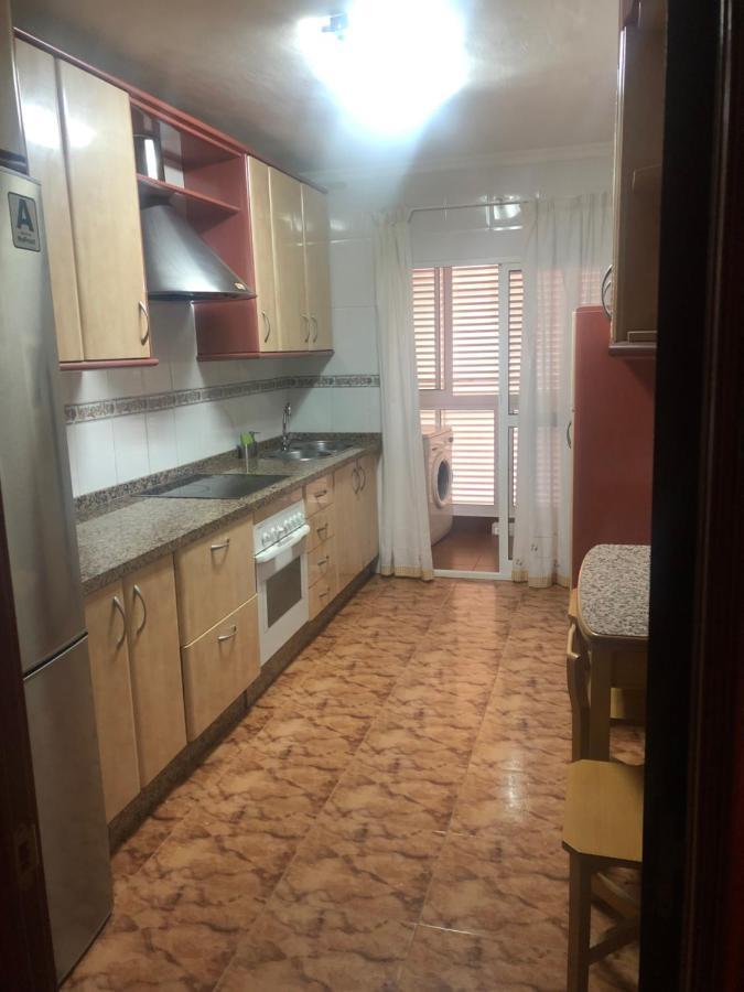 Piso En Pedregalejo A 50M De La Playa. Apartment Malaga Luaran gambar